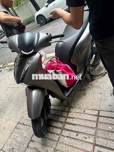 sh 125 trắng chính chủ đã mới dán mầu