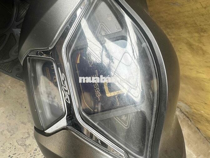 sh 125 trắng chính chủ đã mới dán mầu