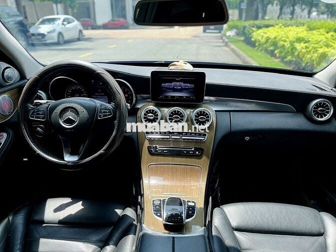 ❤️ Mercedes C250 Exclusive - Black Edition