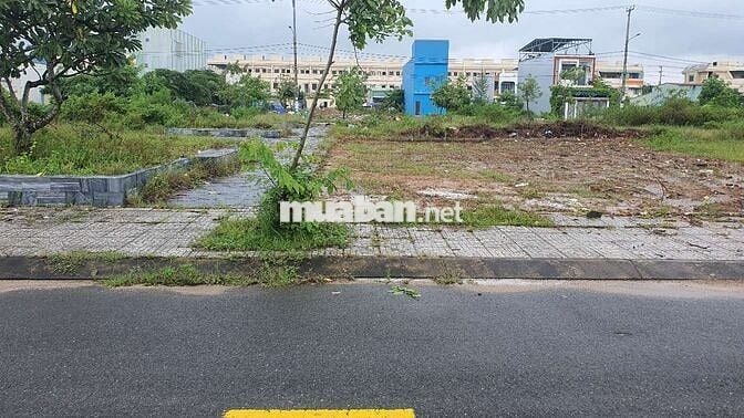 Lô kẹp Công Viên , giá rẻ nhì Tp Lakeside