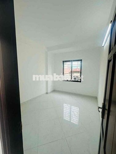 4.1 tỷ ô tô để cửa Ngày Đêm- Nhà Phường Chương Mỹ- Phụng Châu 4.1 tỷ ô tô để cửa Ngày Đêm- Nhà Phường Chương Mỹ- Phụng Châu