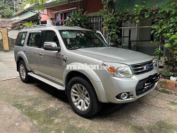 Ford Everest 2014 2.5L 4x2 MT - 187000 km