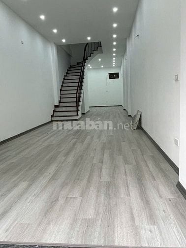 Chính chủ cần bán nhà mặt phố Tô Hiệu, 28,1 Tỷ. Miễn trung gian