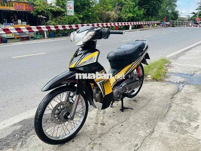 . Xe Yamaha Sirius  . Đời 2012  . Xe liền lạc sạch
