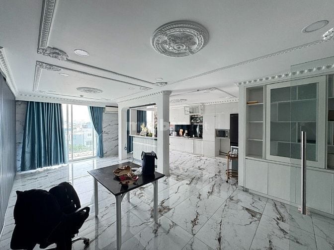 Rẻ Nhất K300, Đường Nguyễn Minh Hoàng 8m x 18m, Hầm 4 tầng, Giá bán 27