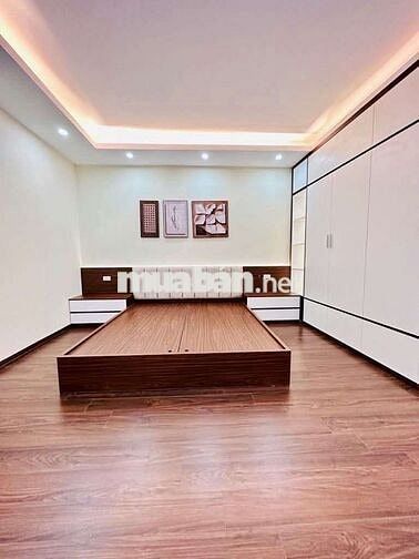 Bán nhà Văn Trì - 40m- gần ôtô - full nộithất - hơn 6 tỷ