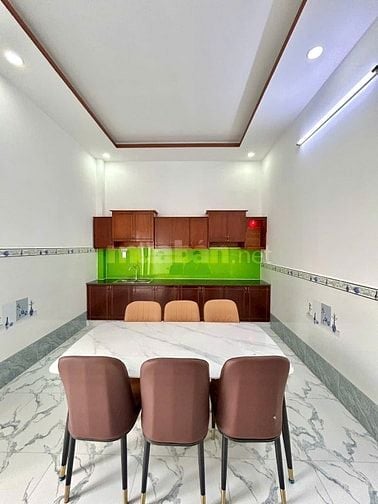NHÀ NGỘP KCN CẦU TRÀM GIÁ 1 TỶ 890 - CÁCH BẾN XE MIỀN TÂY 13KM