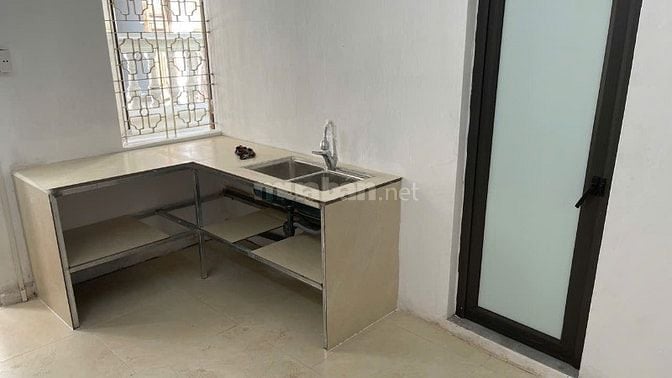 Cho thuê nhà nguyên căn 2 tầng + tum, 100m2, ngách 187/16 P. Hồng Mai