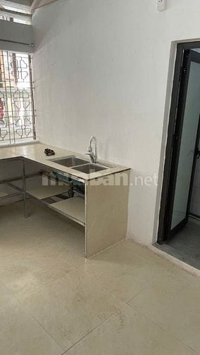 Cho thuê nhà nguyên căn 2 tầng + tum, 100m2, ngách 187/16 P. Hồng Mai