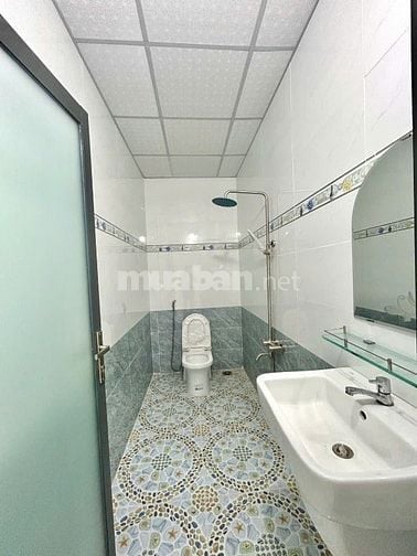 NHÀ NGỘP KCN CẦU TRÀM GIÁ 1 TỶ 890 - CÁCH BẾN XE MIỀN TÂY 13KM
