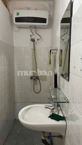 Cho thuê nhà nguyên căn 2 tầng + tum, 100m2, ngách 187/16 P. Hồng Mai