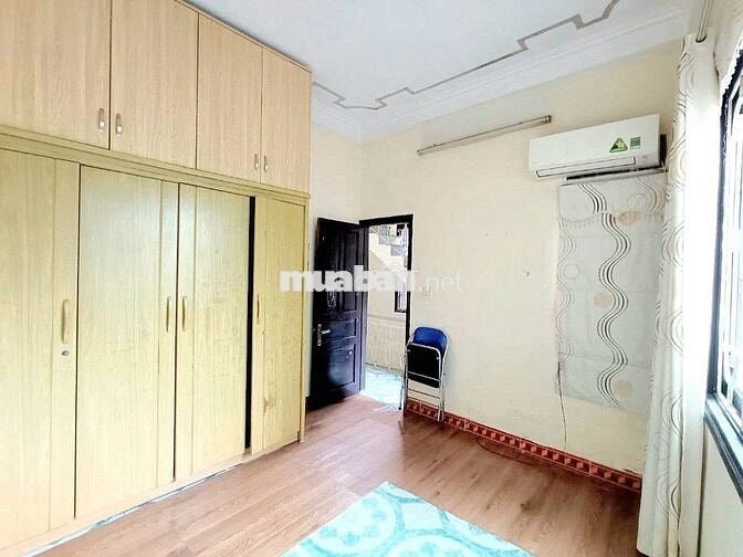 BÁN NHÀ CẦU GIẤY - LÔ GÓC 2 MẶT - OTO CON ĐỖ CỬA - VÀI PHÚT RA PHỐ