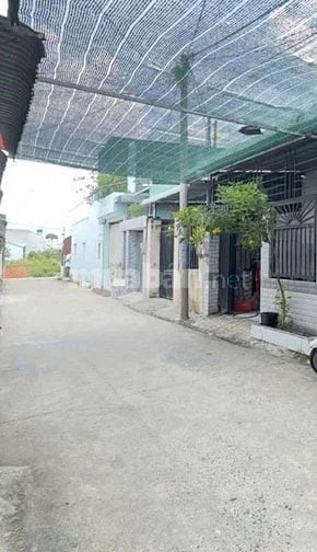 Bán nhanh căn nhà ở Thới Tam Thôn - Hóc Môn . DT 80m2, giá 1 tỷ 1