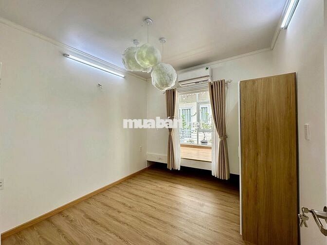 CĂN HÔ 3PN BAN CÔNG_1PK_1WC_RÔNG 100M2_HOÀNG SA, QUÂN 3_KÊNH NHIÊU LÔC