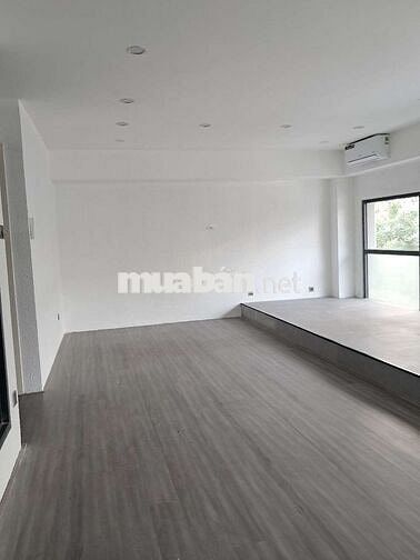 Mặt bằng kinh doanh 55m2 đường 12m
