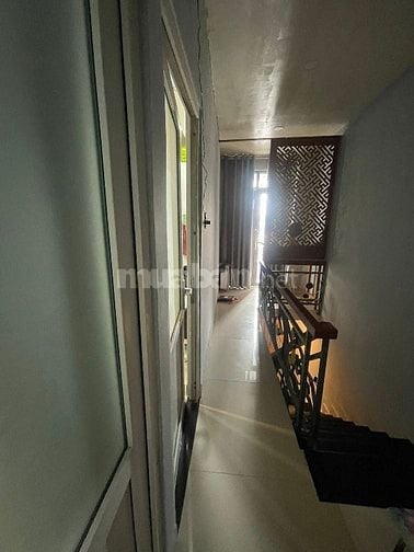 Nhà hẻm xe hơi DT5x10m,2 tầng sát Nguyễn Hữu Thọ.lh chú Chỉn0931432374