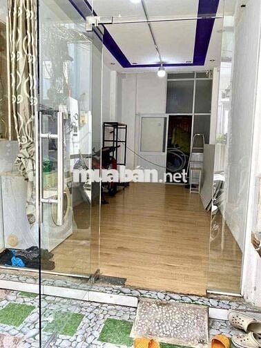 NGUYÊN CĂN MT HẺM XE HƠI • CHO THUÊ LÀM CHDV • CHỈ 18TR CÒN BỚT TT Q3