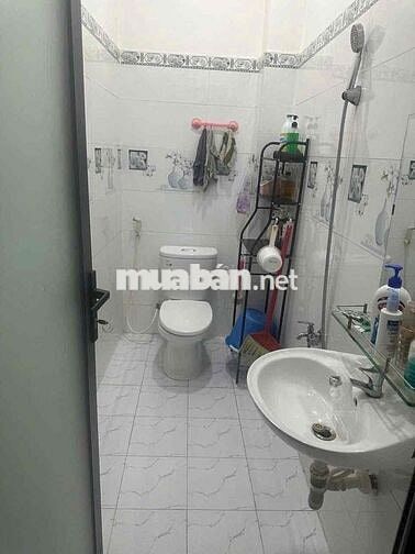 Nhà Hẻm 6M Nguyễn Văn Yến.DT:4 X 17m Trêt lầu 2PN 2WC