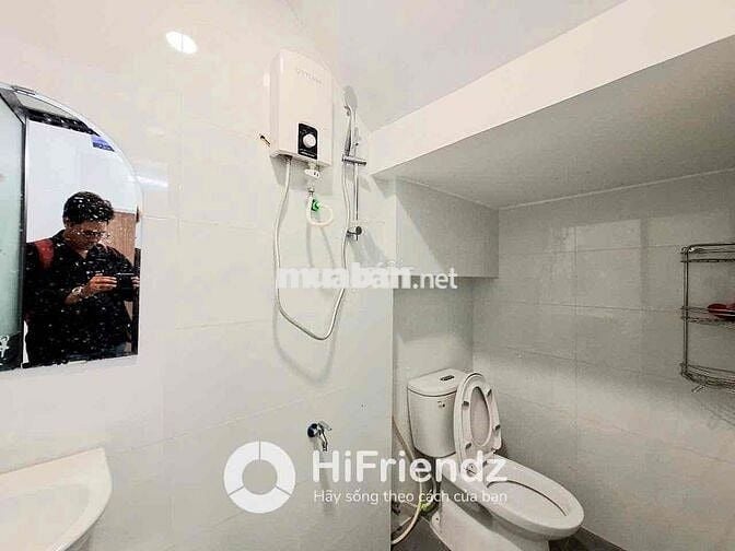 EM TRỐNG LẠI PHÒNG TRỆT KHÔNG GÁC SẴN NỘI THẤT NGAY LÊ TRỌNG TẤN -HUIT