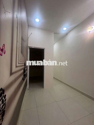 Cho thuê nhà hẻm văn cao, nhà mới đẹp vào ở ngay 2PN giá 8tr