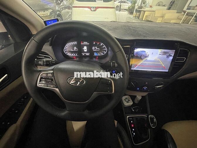 Hyundai Accent 2024 1.4 mới chạy 16800km siêu đẹp