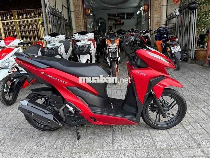 Vario 150  máy nguyên zin biển 67