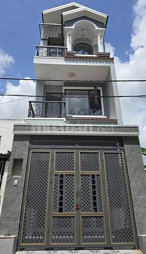 CHỦ CẦN TIỀN ! Chính chủ bán gấp nhà Trần Bình Trọng, Phường 3, Quận 5