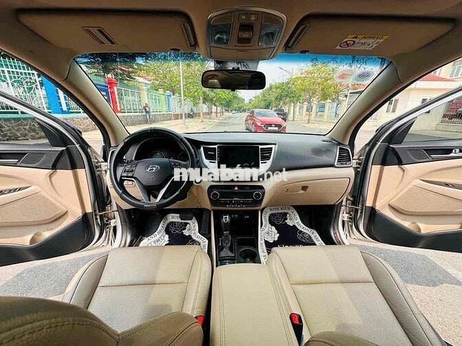 Hyundai Tucson 2017 2.0 AT CRDi - 80000 km