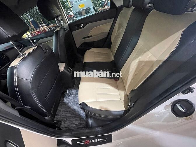 Hyundai Accent 2024 1.4 mới chạy 16800km siêu đẹp