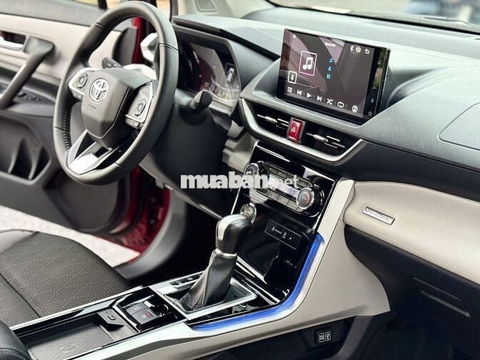 Toyota Veloz Cross Top Đỏ 2023 Tự động