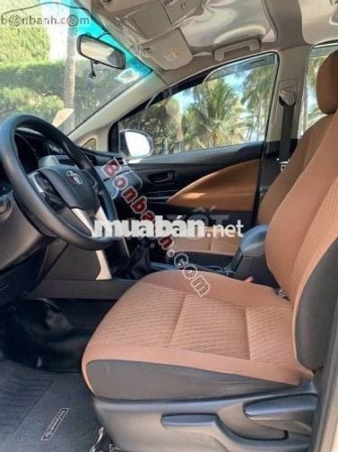 Toyota Innova 2.0E 2018