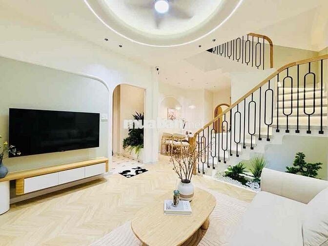 Bán nhà Lê Hoàng Phái,59m2, 2 Tầng, 3PN,có sân để xe rộng, nhà mới, TL