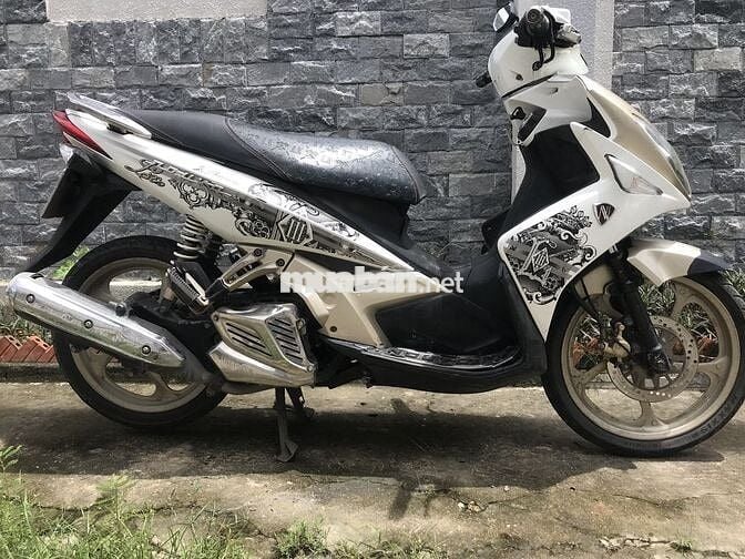 Yamaha novo 4 màu trắng biển số tphcm