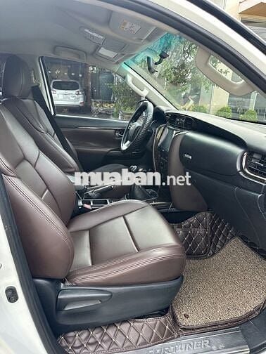 Toyota Fortuner 2017 2.4G 4x2 MT - 105 km