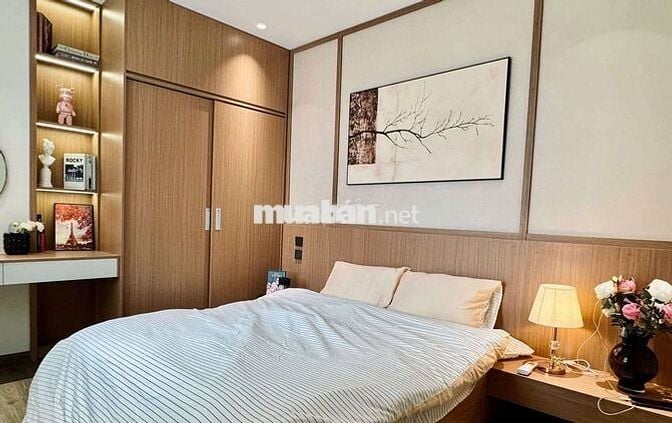 Bán gấp căn hộ Tòa HH1 Dương Đình Nghệ. DT 96m gồm 3pn, 2wc. Giá TL