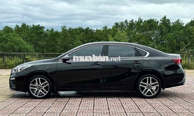 Kia Cerato 2021 1.6 AT LUXURY - 47000 km
