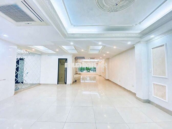 Cho thuê văn phòng 100m², 12tr tại tô hiệu, Hà Đông