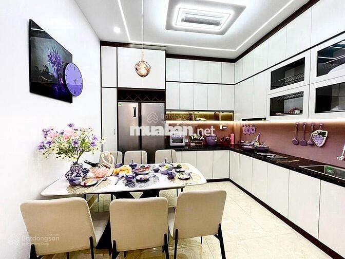 Bán nhà Cổ Nhuế, Bắc Từ Liêm, hiện đại, Thoáng sáng, Ô tô gần, Nt đẹp