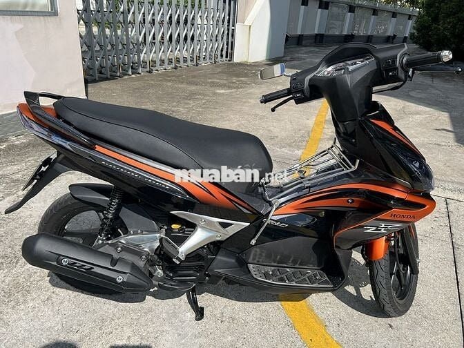 Bán xe AB Thái 110 cam đen cuối đời 2011 chạy lướt