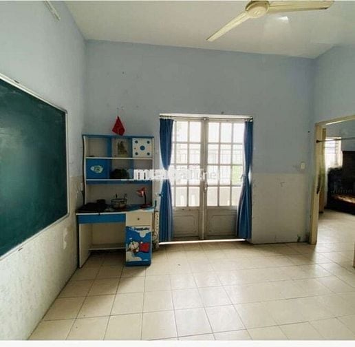Cc quận 8,dt 80m2 ,lô góc 2 pn rộng,gió trời tự nhiên