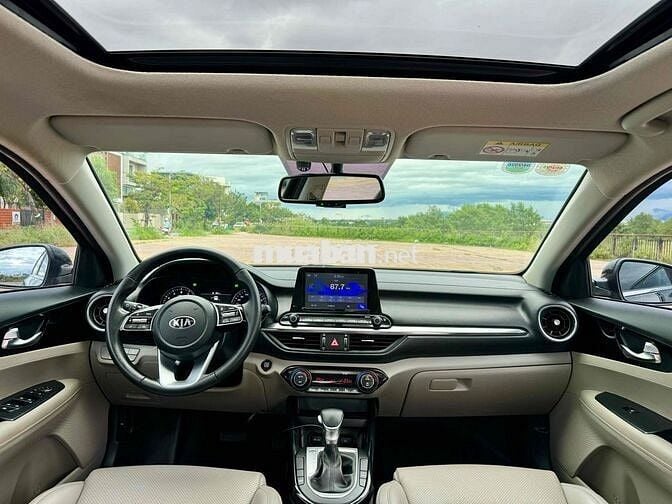 Kia Cerato 2021 1.6 AT LUXURY - 47000 km