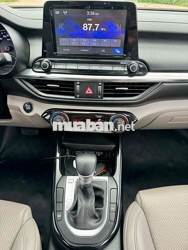 Kia Cerato 2021 1.6 AT LUXURY - 47000 km