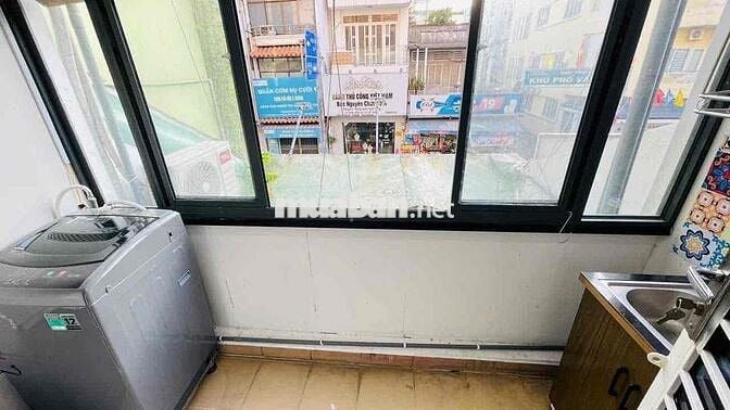 CHÍNH CHỦ CHO THUÊ STUDIO TÁCH BẾP BAN CÔNG MẶT TIỀN TRẦN ĐÌNH XU