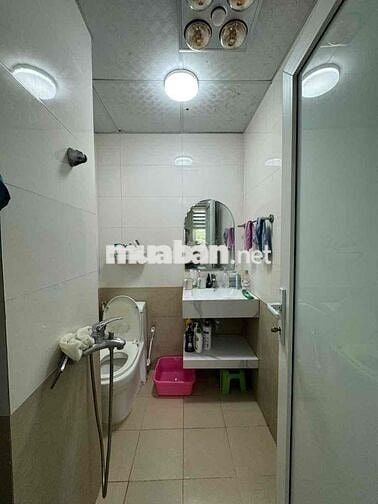 Chính chủ bán chung cư lô góc Cầu Giấy 76m2 2N2VS giá chỉ nhỉnh 6tỷ