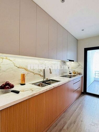 Bán gấp căn hộ Tòa HH1 Dương Đình Nghệ. DT 96m gồm 3pn, 2wc. Giá TL