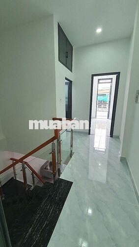 NHỈNH 4 TỶ HƠN, HXH  50m2, 2 TẦNG ,KẾ AEON TÂN PHÚ, NHÀ BTCT  Ở NGAY