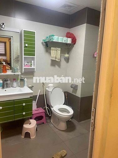 Bán chung cư CT2B Nghĩa Đô, 2 ngủ 2 vệ sinh, nội thất, sổ đỏ đầy đủ