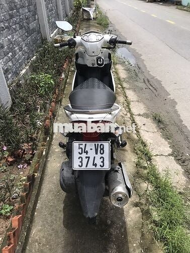 Yamaha novo 4 màu trắng biển số tphcm