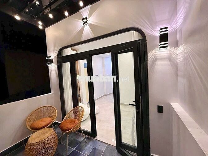 BÁN NHÀ ĐẸP 4 TẦNG BTCT – CMT8- QUẬN3 – Ở NGAY- GIÁ NGON