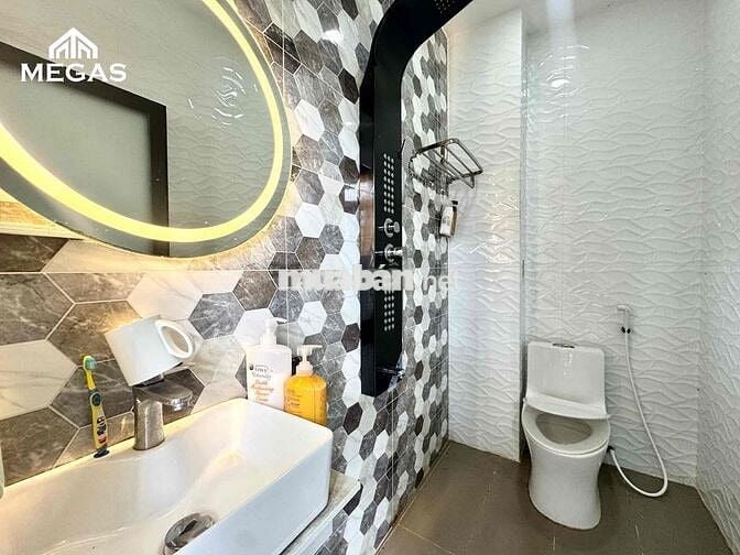 STUDIO FULL NỘI THẤT - BAN CÔNG - MỚI XÂY NEW 100% NGAY LOTTE NGUYỄN V